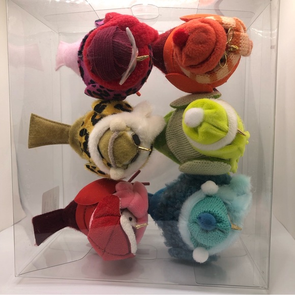 2023 Featherly Friends: Flock of 6 mini, colorful birds (Wondershop Targ… - Picture 6 of 8